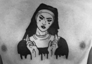 Artistes-tatoueurs-tatouage-besancon-la-main-noire-quinsee-5