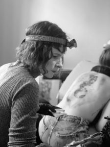 CYNTHIA XIN TATOUEUR BESANCON LA MAIN NOIRE